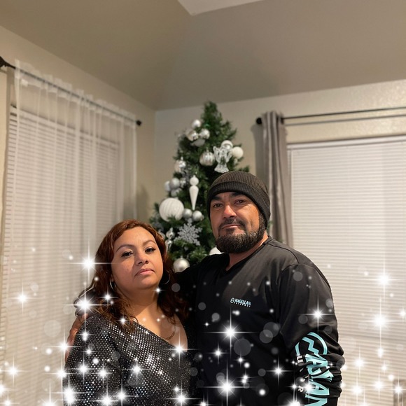 Profile Picture of Cesarlupita Garza raya (@cesarlupitag) on Poshmark