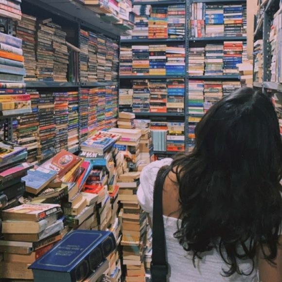 Profile Picture of Keerthana Shroff (@keerthanashroff) on Poshmark