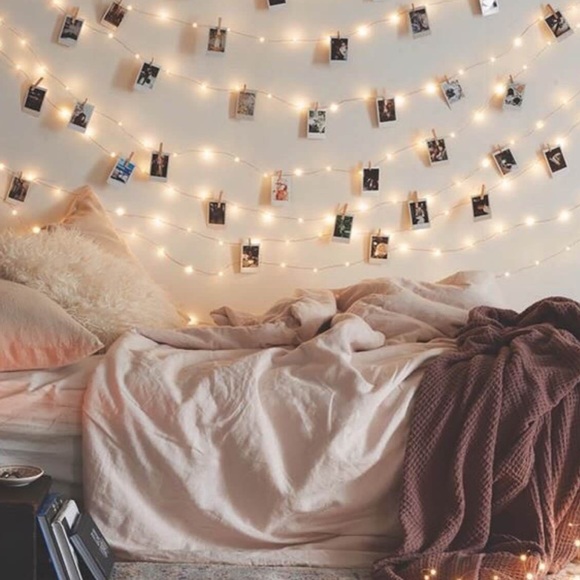 Profile Picture of Emma Klare (@eklare9) on Poshmark