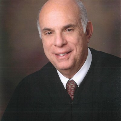 Profile Picture of Wallace Dunn (@JudgeDunn) on Twitter