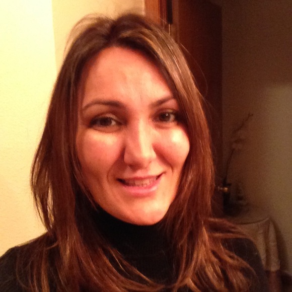 Profile Picture of Cigdem Schletter (@cjschletter) on Poshmark