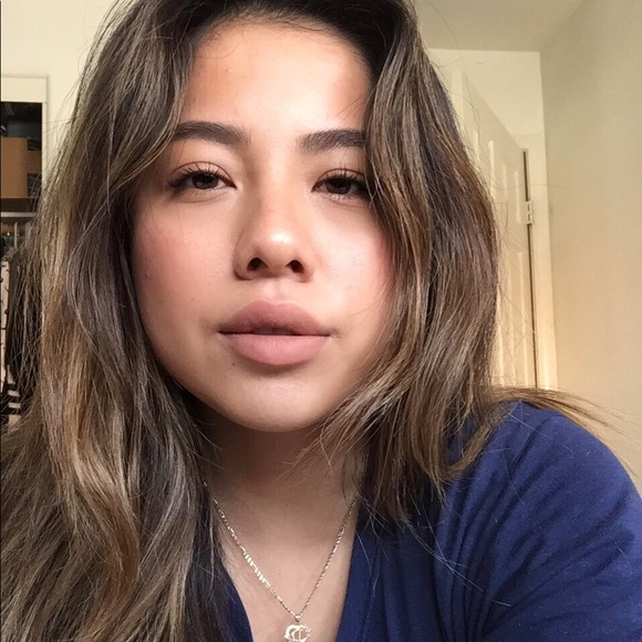 Dana Kobata - Poshmark Profile Picture of Dana Kobata (@dvko) on Poshmark