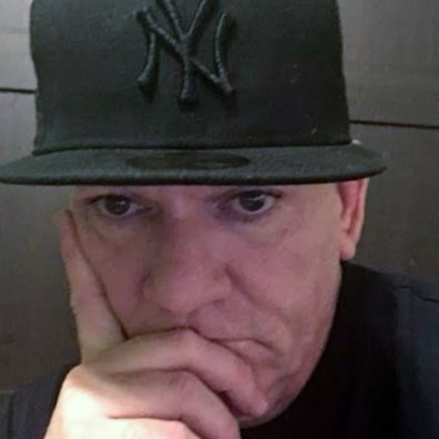 Profile Picture of Brian Semple (@@semple_b) on Twitter