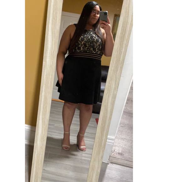 Profile Picture of Derlyn Ynoa de minaya (@derlyn13) on Poshmark