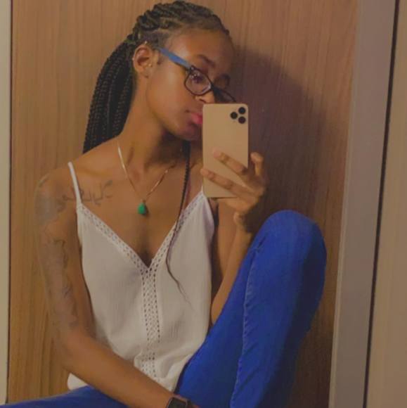 Profile Picture of Makayla Sledge (@kaysledge98) on Poshmark