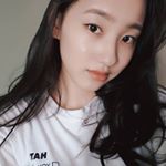 Profile Picture of Elena♡ (@helen__park) on Instagram