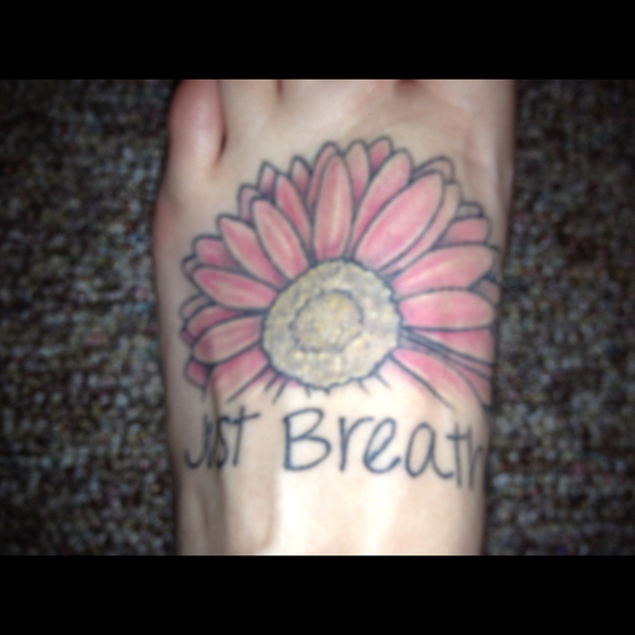 Profile Picture of Stephanie Pamperin (@stephmae) on Poshmark