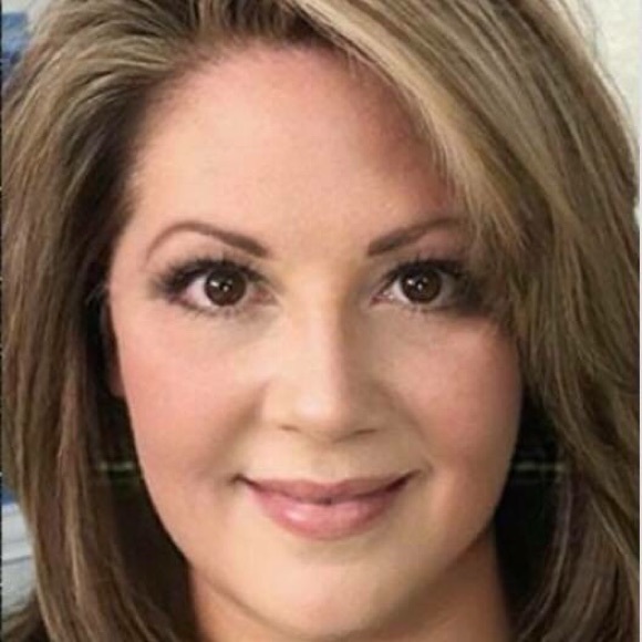 Profile Picture of Jennifer Dibrango (@jmdibrango) on Poshmark
