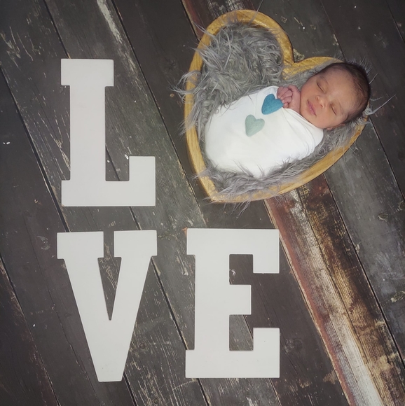 Profile Picture of Danielle Robinson-grey (@pookieeee14) on Poshmark