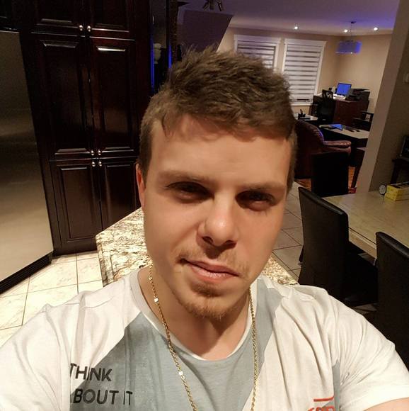 Profile Picture of Pascal Caltagirone (@pcaltagirone) on Poshmark