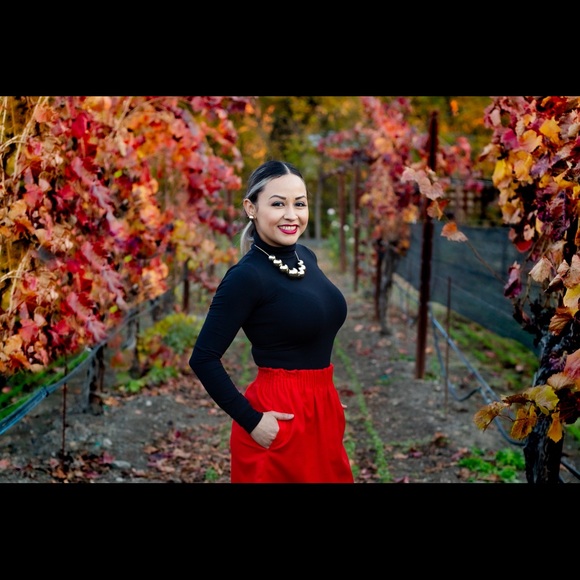 Lesly Flores - Poshmark Profile Picture of Lesly Flores (@lesly815) on Poshmark