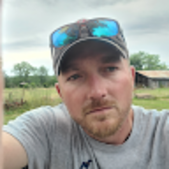 Profile Picture of Joshua Owings (@jowings101) on Poshmark