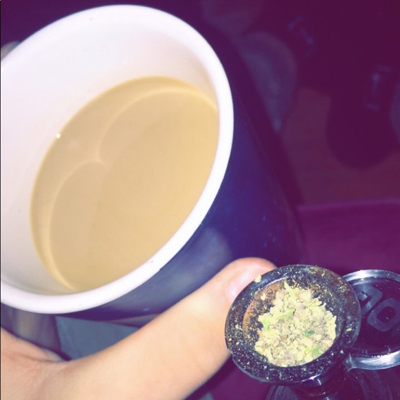 Profile Picture of Ben Peever (@lazyrich261) on Poshmark