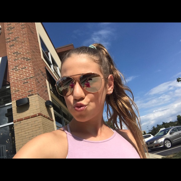 Profile Picture of Abby Goepel (@abbygoepel) on Poshmark