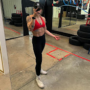 Profile Picture of Kayla Sirjord (@kaylasirjord) on Youtube