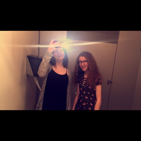 Profile Picture of Jorja Segars (@jorja_segars) on Poshmark