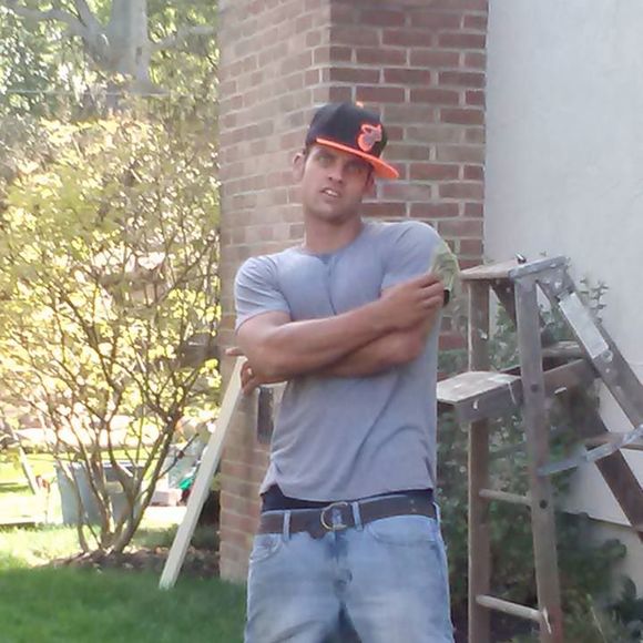 Profile Picture of Gabe Shicks (@gabeshicks) on Poshmark