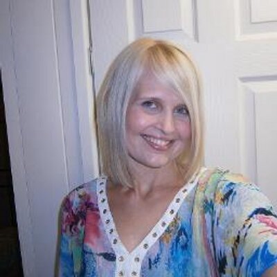 Profile Picture of Mandy Nunn (@lilmizsnshine) on Twitter