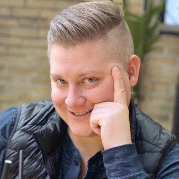 Profile Picture of Jim Lyons (@jimlyons267) on Poshmark