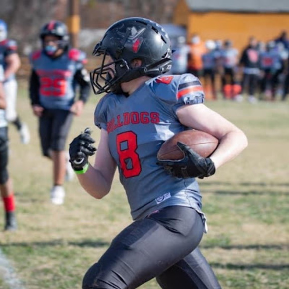 Profile Picture of Caleb Muse (@caleb_muse) on Poshmark