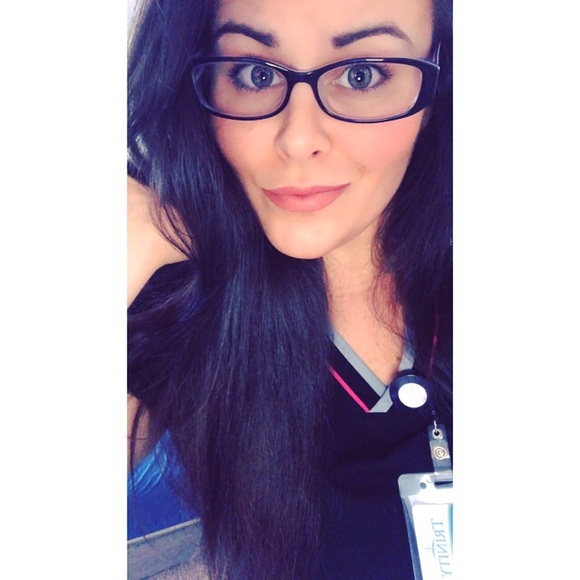 Profile Picture of Julia Campagna (@juliacamp4) on Poshmark