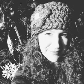 Profile Picture of Sarah Jones Dailey (@dragonfly73) on Pinterest