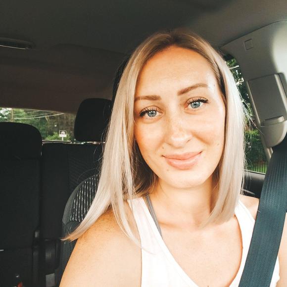 Profile Picture of Inessa Vasilchuk (@smile187) on Poshmark