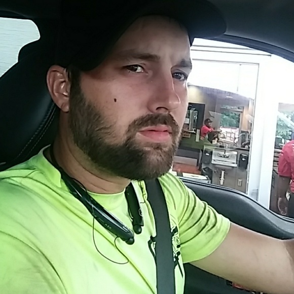 Profile Picture of Johnny Jeffrey (@johnnyj17) on Poshmark