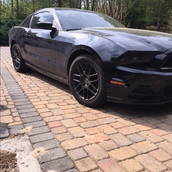 Profile Picture of Grant Stiles (@grantstiles) on Poshmark