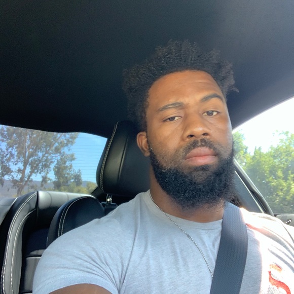 Profile Picture of Shawn Jay (@shawnjay133) on Poshmark