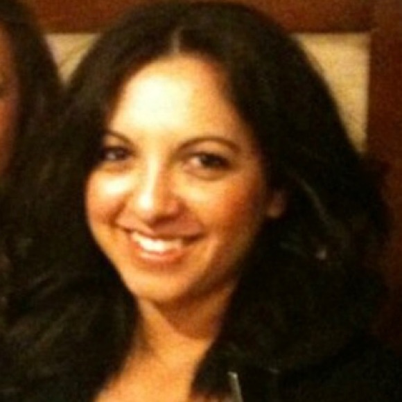 Profile Picture of Jessica Cordova (@gorjesseliz) on Poshmark