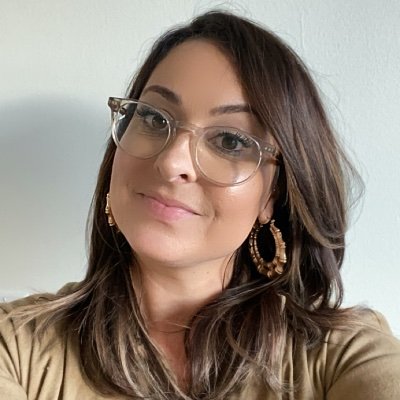 Profile Picture of Bette Champ (@@MarisaBett) on Twitter