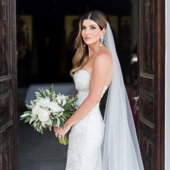 Profile Picture of Maria Chippis (@mchippis) on Poshmark