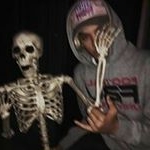 Aaron Aiden - Instagram Profile Picture of Aaron Aiden (@crimson.aaron) on Instagram