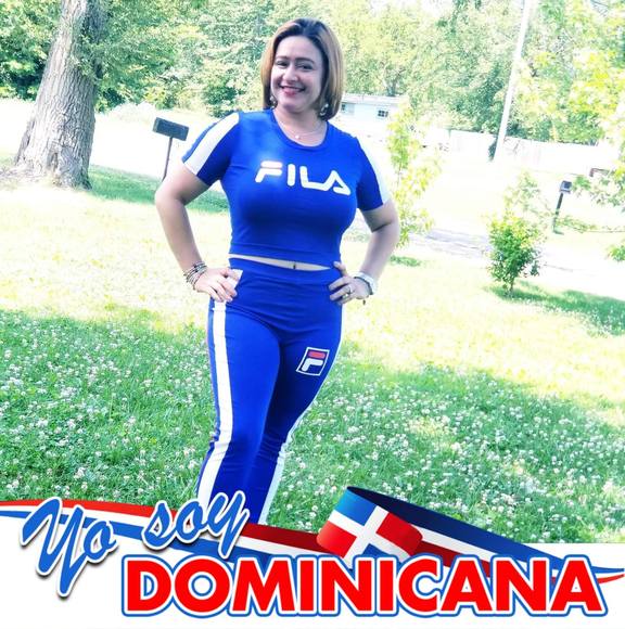 Profile Picture of Suge Rochi (@sugerochi) on Poshmark