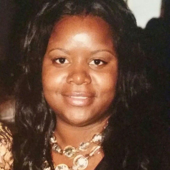 Profile Picture of Latasha Singleton (@sasha2630) on Poshmark