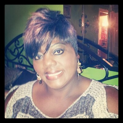 Profile Picture of Wanda Daniels (@JaneaBeClear) on Twitter