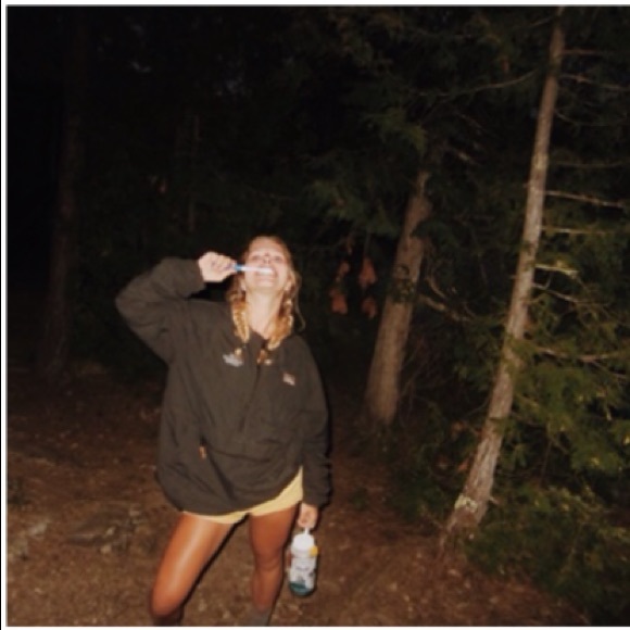 Profile Picture of Josie Thompson (@josiethompson12) on Poshmark