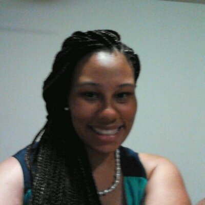 Profile Picture of Cassandra Lackeyon Twitter