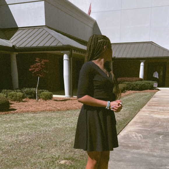 Profile Picture of Nyla Hooten (@nylahooten5) on Poshmark