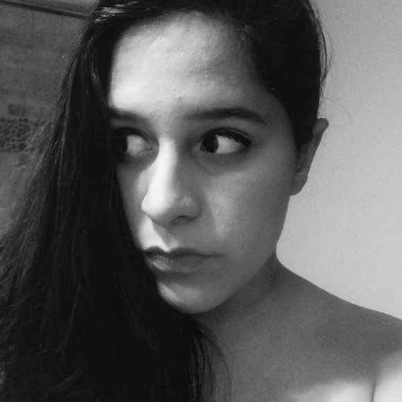 Profile Picture of Jennifer Wassmer (@jenni_tei) on Poshmark