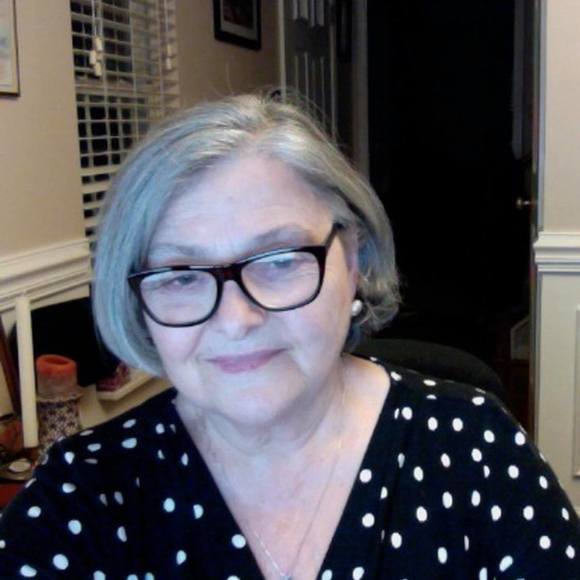 Profile Picture of Natela Kipshidze (@nlkclaire11) on Poshmark