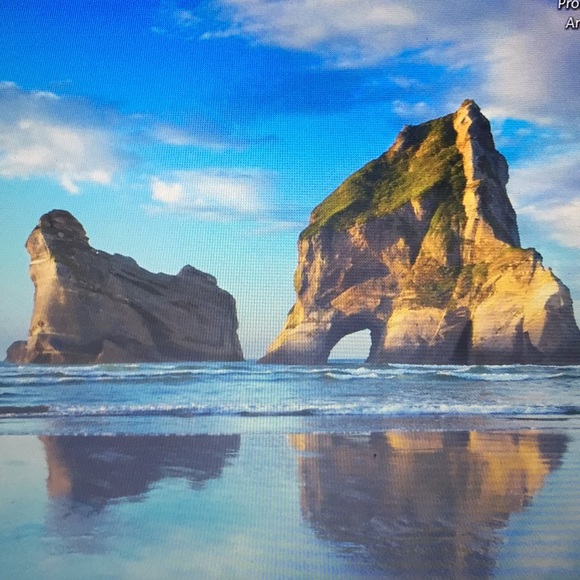 Profile Picture of John Dix (@jdmane) on Poshmark