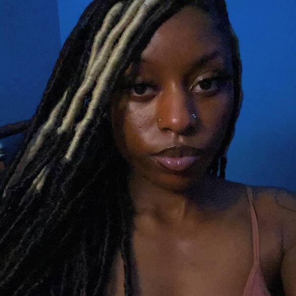 Jasmine Mckinney - Poshmark Profile Picture of Jasmine Mckinney (@jassy904) on Poshmark