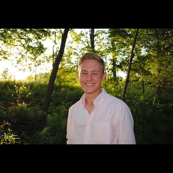 Profile Picture of Blaec Lessley (@blaec_lessley) on Poshmark