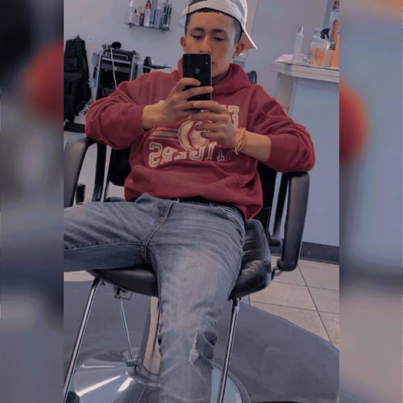 Profile Picture of Mauricio alberto Rivas (@mr7416162) on Poshmark