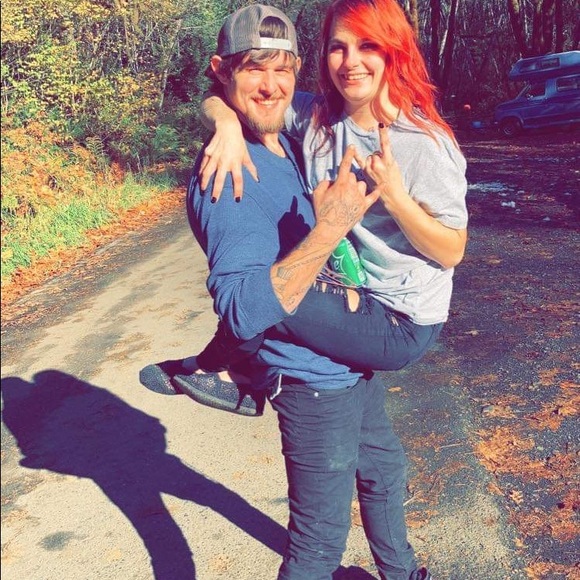 Profile Picture of Veronica Riggs (@veronica_riggs) on Poshmark