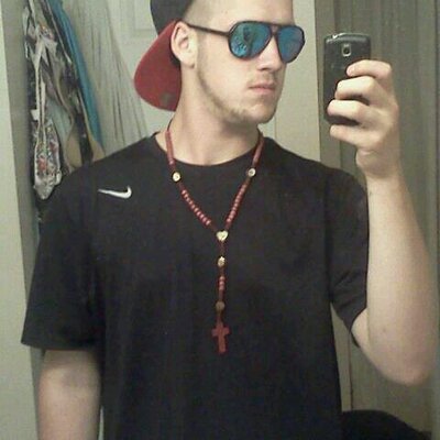 Profile Picture of Brandon Davis (@UnderdogBaller) on Twitter