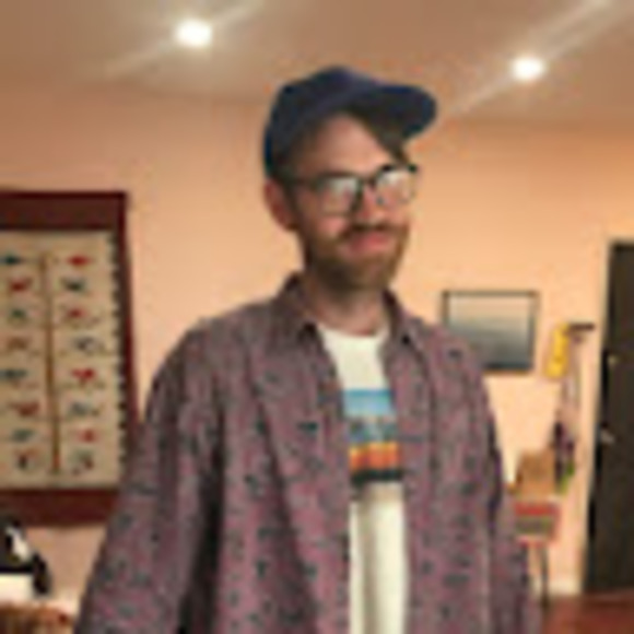 Profile Picture of Andrew Brassell (@andrewbrassell) on Poshmark