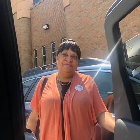 Profile Picture of Cynthia Rhome (@cynthiarhome) on Poshmark